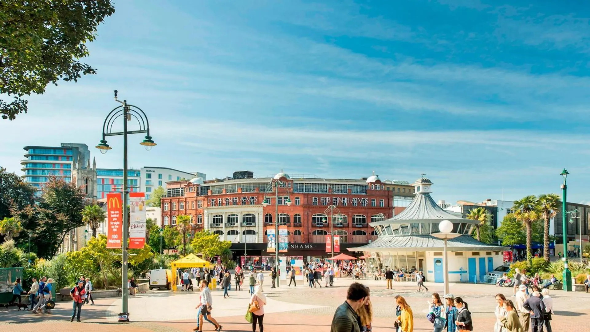 Bournecoast: Large Home Near Beach / Shops -Hb8380 Poole 0*,  United Kingdom